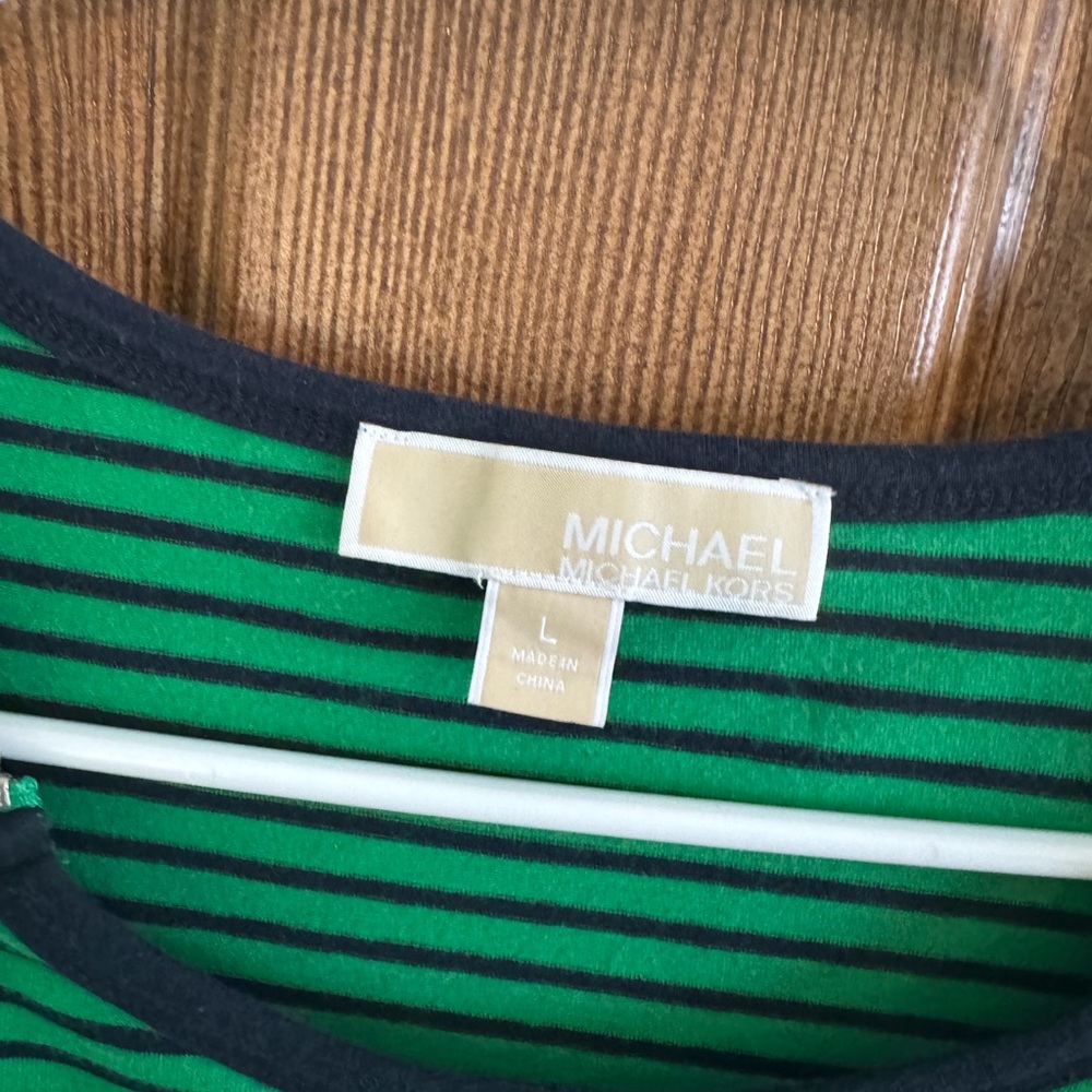 Women’s Michael Kors L/S shirt. Kelly green & navy. Zips @ shoulders. SFH - Picture 3 of 3